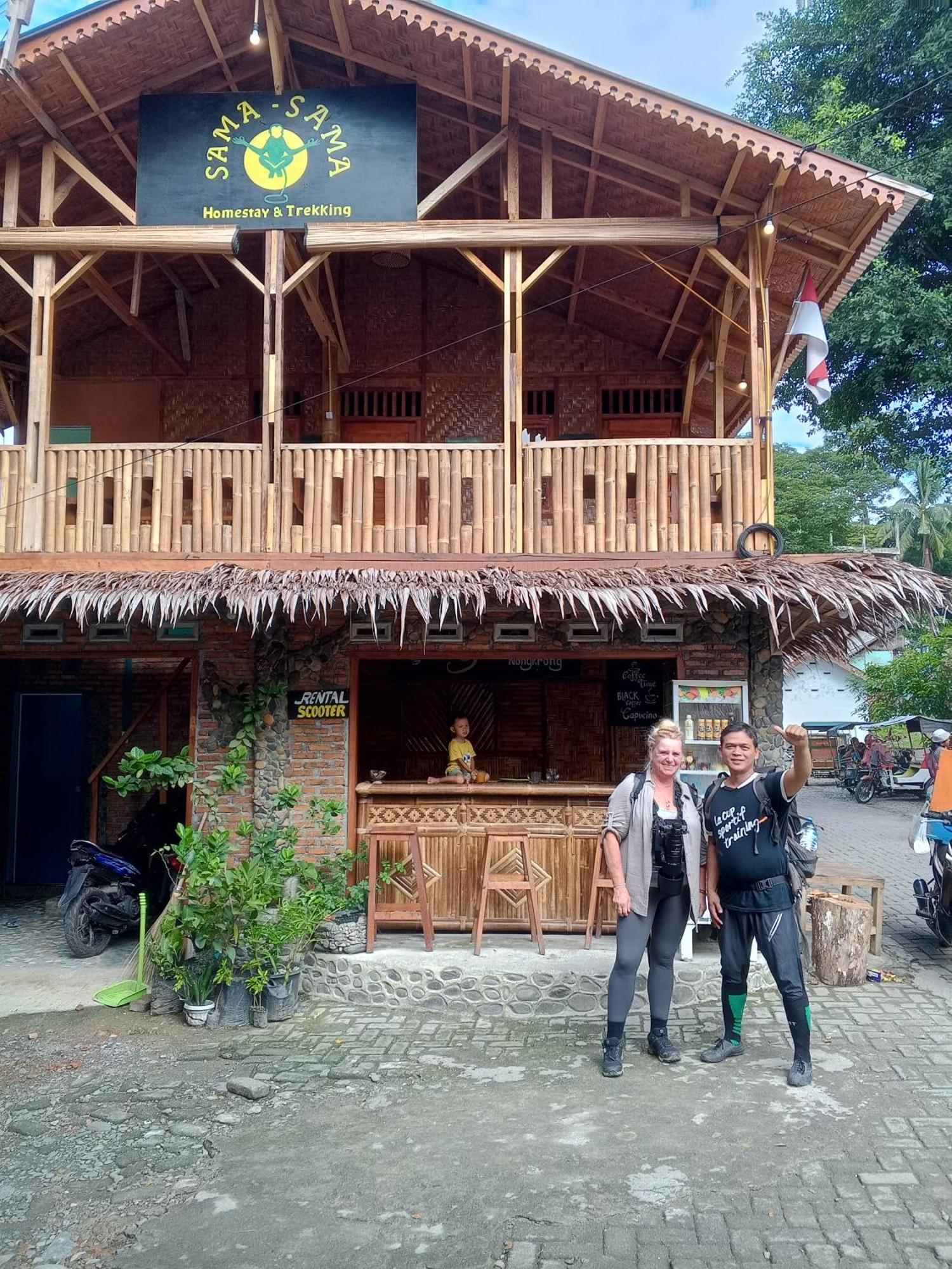 Sama Sama Homestay & Trekking Only Stay Here Book Trekking And Transport With Us ブキットラワン エクステリア 写真