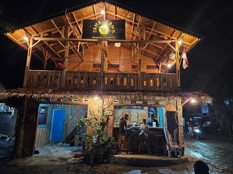 Sama Sama Homestay & Trekking Only Stay Here Book Trekking And Transport With Us ブキットラワン エクステリア 写真