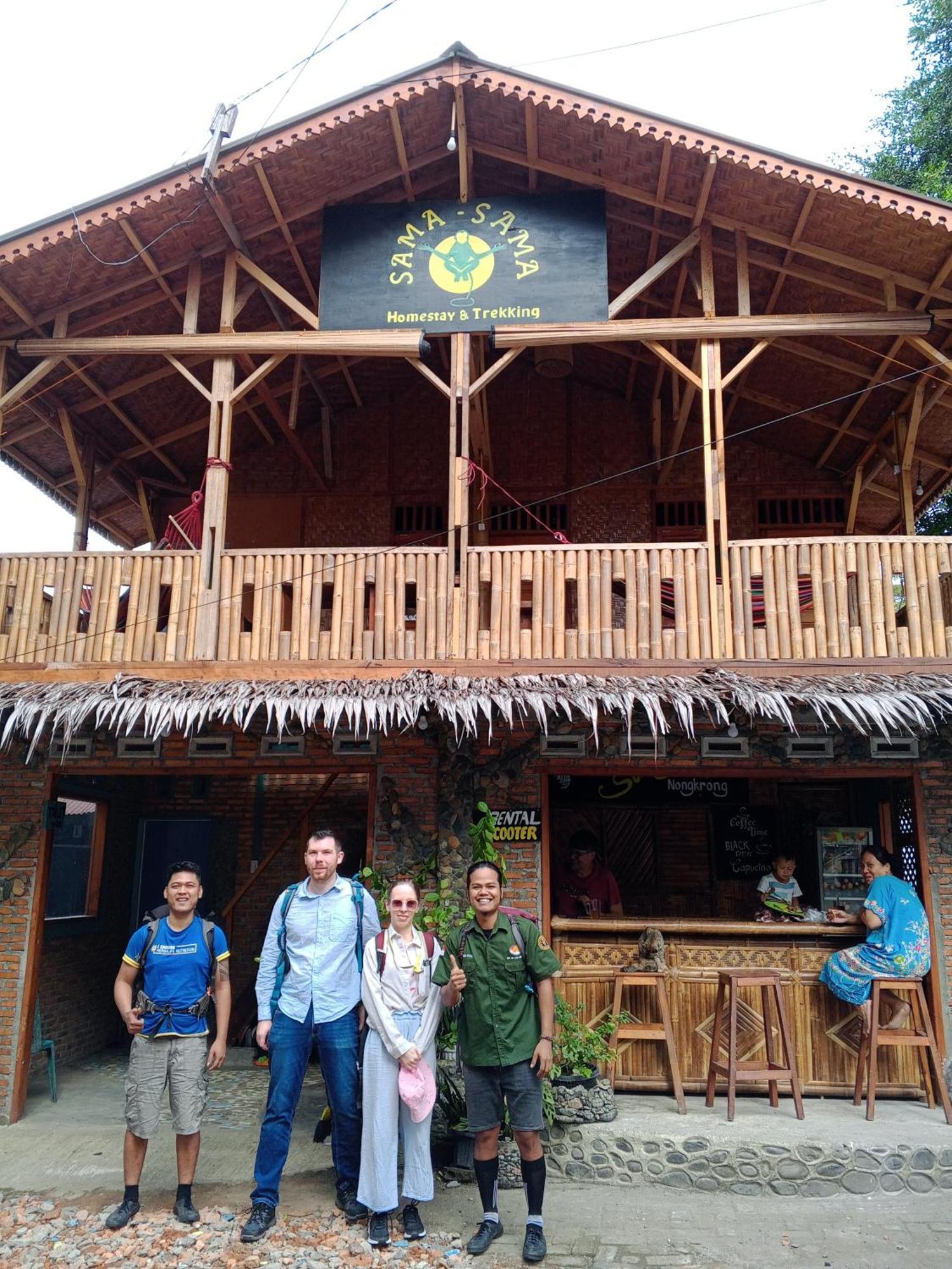Sama Sama Homestay & Trekking Only Stay Here Book Trekking And Transport With Us ブキットラワン エクステリア 写真